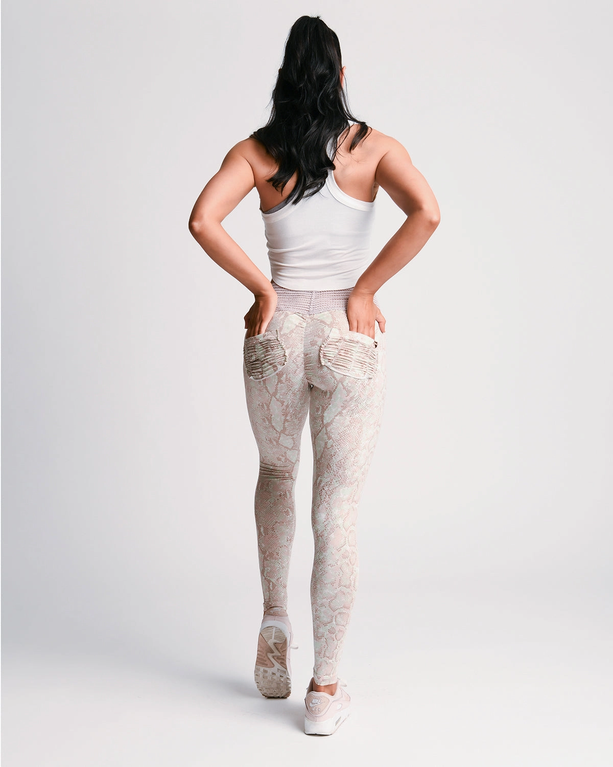 *Blush & Bashful* (Dream Light Leggings)
