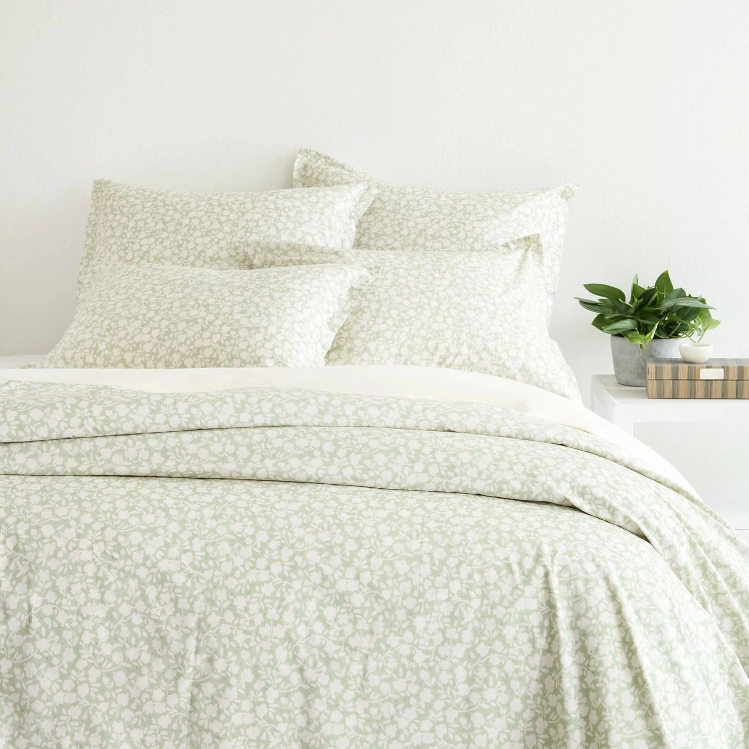 Aria Sage Duvet Cover, Full/Queen Size, Green Floral Pattern