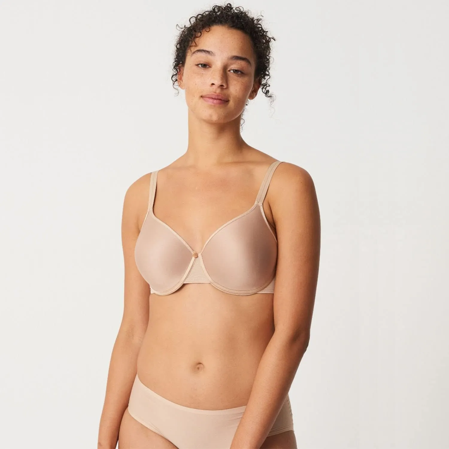 Chantelle Women's C Essential Full Coverage Smooth Bra