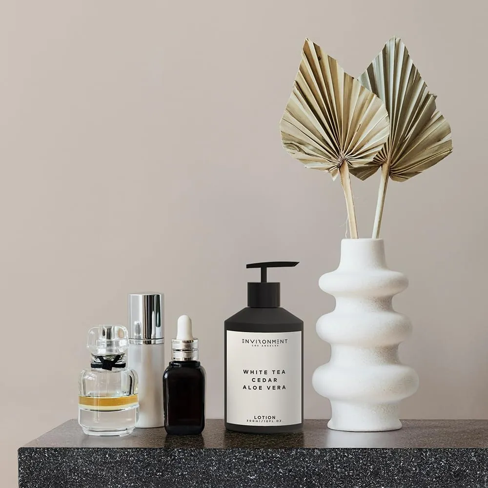 ENVIRONMENT Inspired by The EDITION Hotel Blonde Woods Lotion (Blonde Woods | Rose | Black Fig) Black
