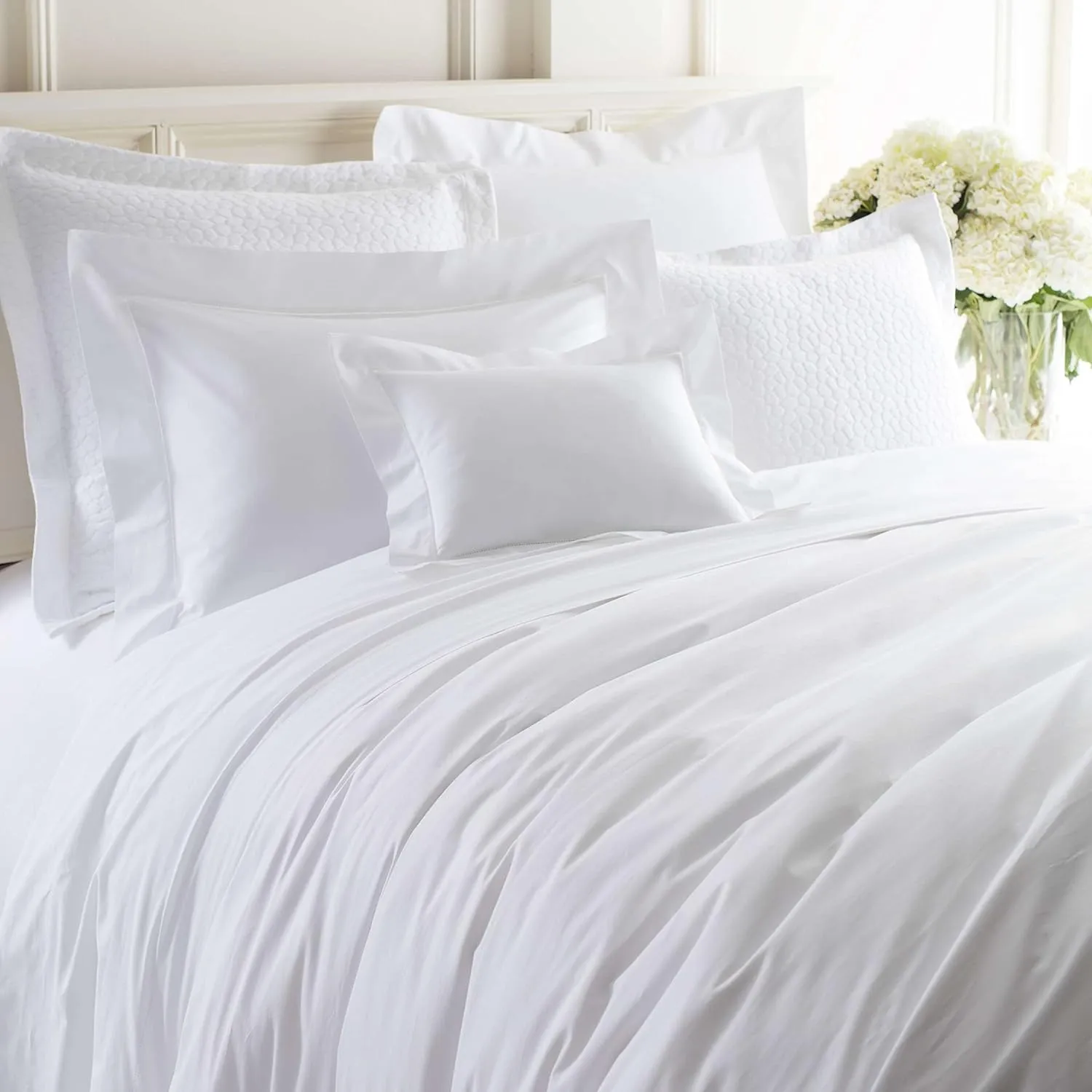 Lia White Duvet Cover, Full/Queen Size, White Solid Pattern