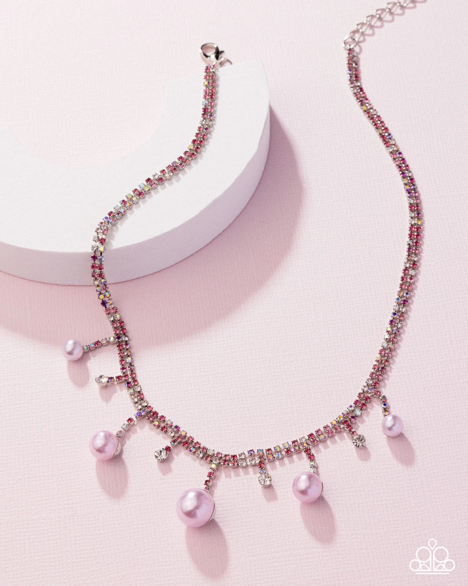 Necklaces Shimmery Safeguard - Pink