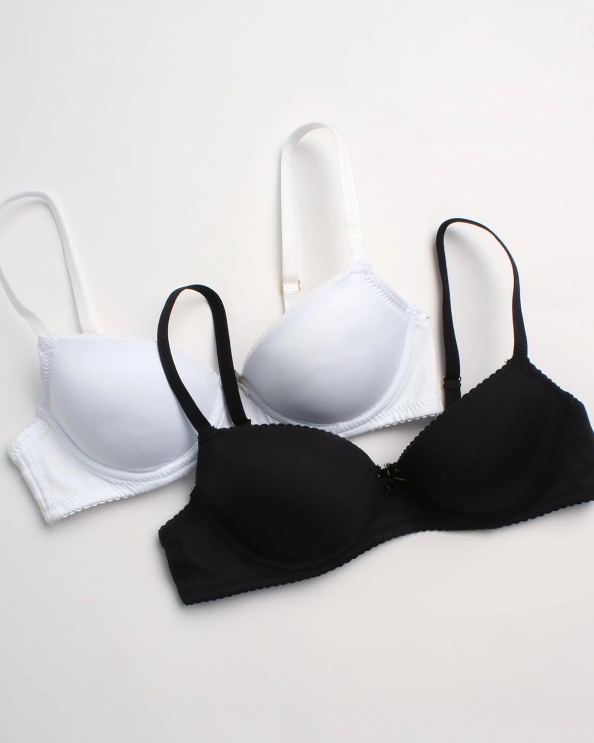 Nicole Miller Girls Training Bras - 4 Pack Molded Microfiber A-Cup Bra, Adjustable Straps - No Wire Bra for Girls (30A-36A)