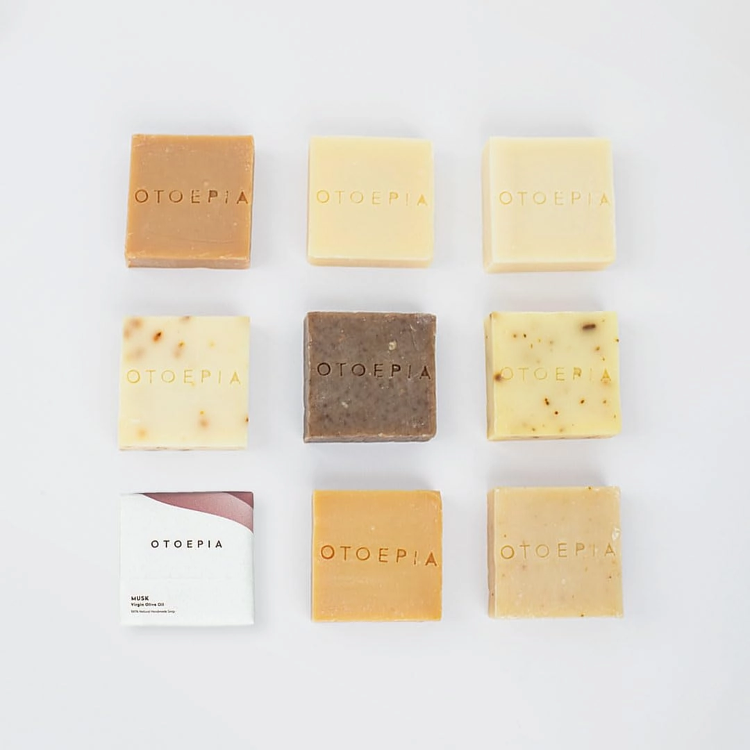 Olive Oil Soap Bars - 8 Scented Variety Pack - Natural & Moisturizing - Lavender, Orange Blossom, Jasmine, Rose, Mint, Oud, Musk, Chamomile - Gentle Cleansing - Single Scents Available