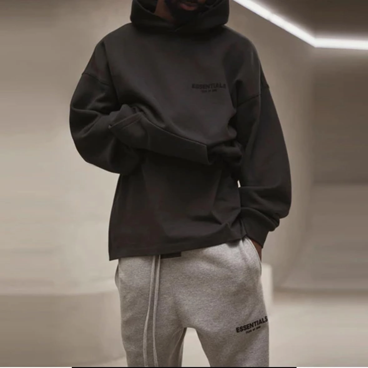 scorched earth essential season 8 sold by (newfashion2023)