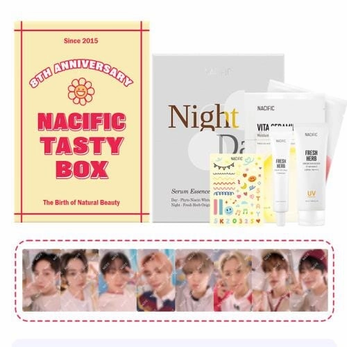 Stray Kids x Nacific - Cosmetic Sets   Photocard Gifts