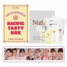 Stray Kids x Nacific - Cosmetic Sets   Photocard Gifts