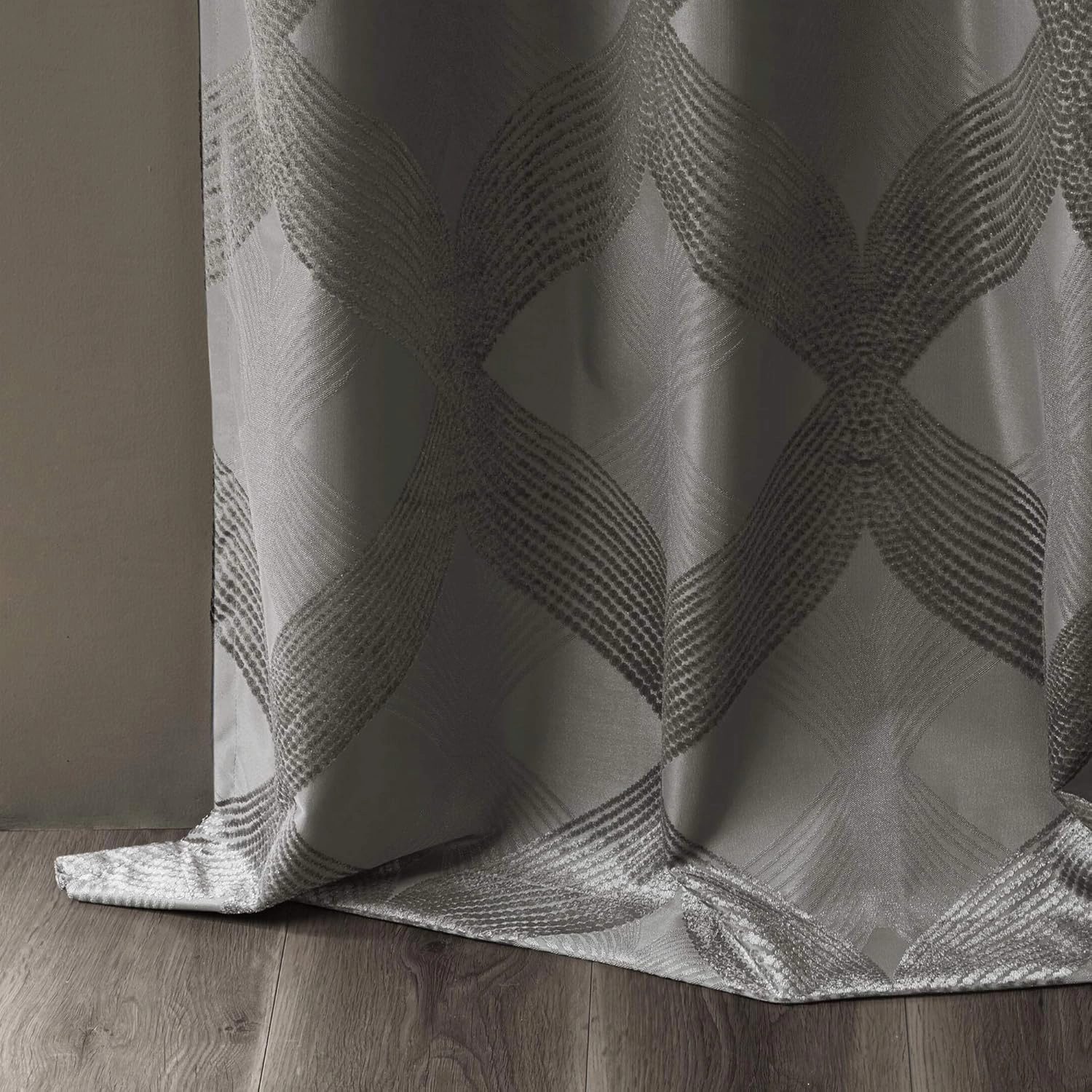 Sun Smart Bentley Total Blackout Curtains Window, Ogee Knitted Jacquard, Grommet Top Living Room Decor, Thermal Insulated Light Blocking Drape for Bedroom and Apartments 50x84, Charcoal