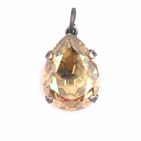 Teardrop Pendant - Shimmery Champagne