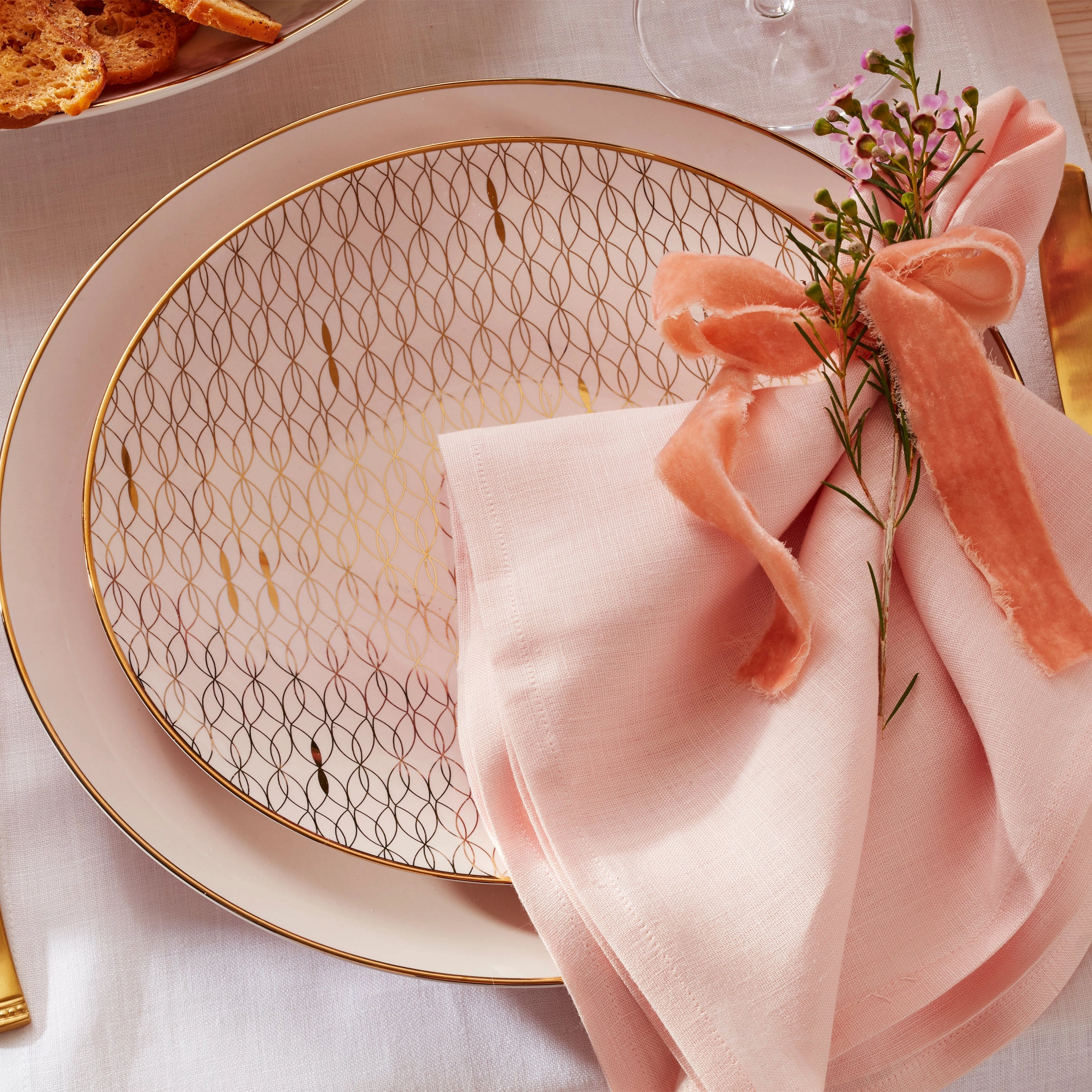 Trianna Blush 4-Piece Place Setting