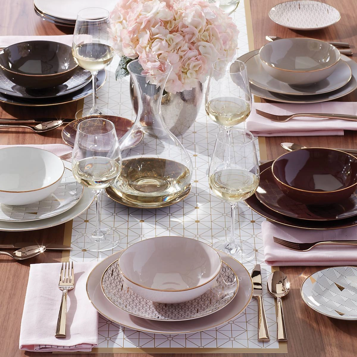 Trianna Blush 4-Piece Place Setting