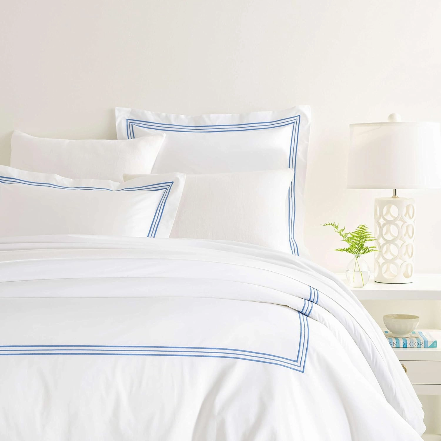 Trio French Blue Duvet Cover, Full/Queen Size, Blue Stripe Pattern